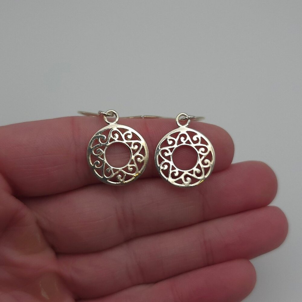 925 Sterling Silver Unique Pattern Round Earrings A144